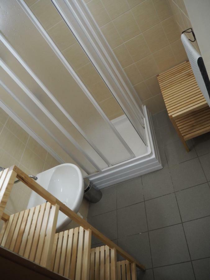 Economy Apartments Ceske Svycarsko Hrensko Bagian luar foto