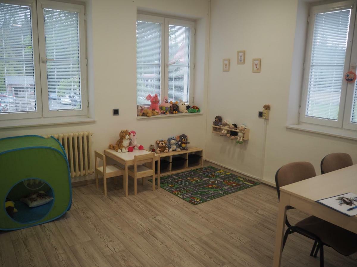Economy Apartments Ceske Svycarsko Hrensko Bagian luar foto